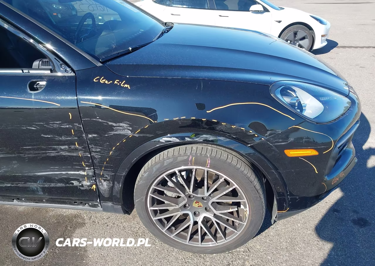 2020 Porsche Cayenne Coupe S VIN:WP1BB2AYXLDA57269 - 18