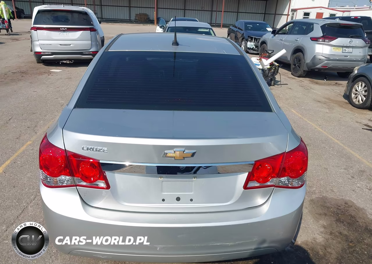 2013 Chevrolet Cruze Ls Auto VIN:1G1PA5SG3D7268842 - 16