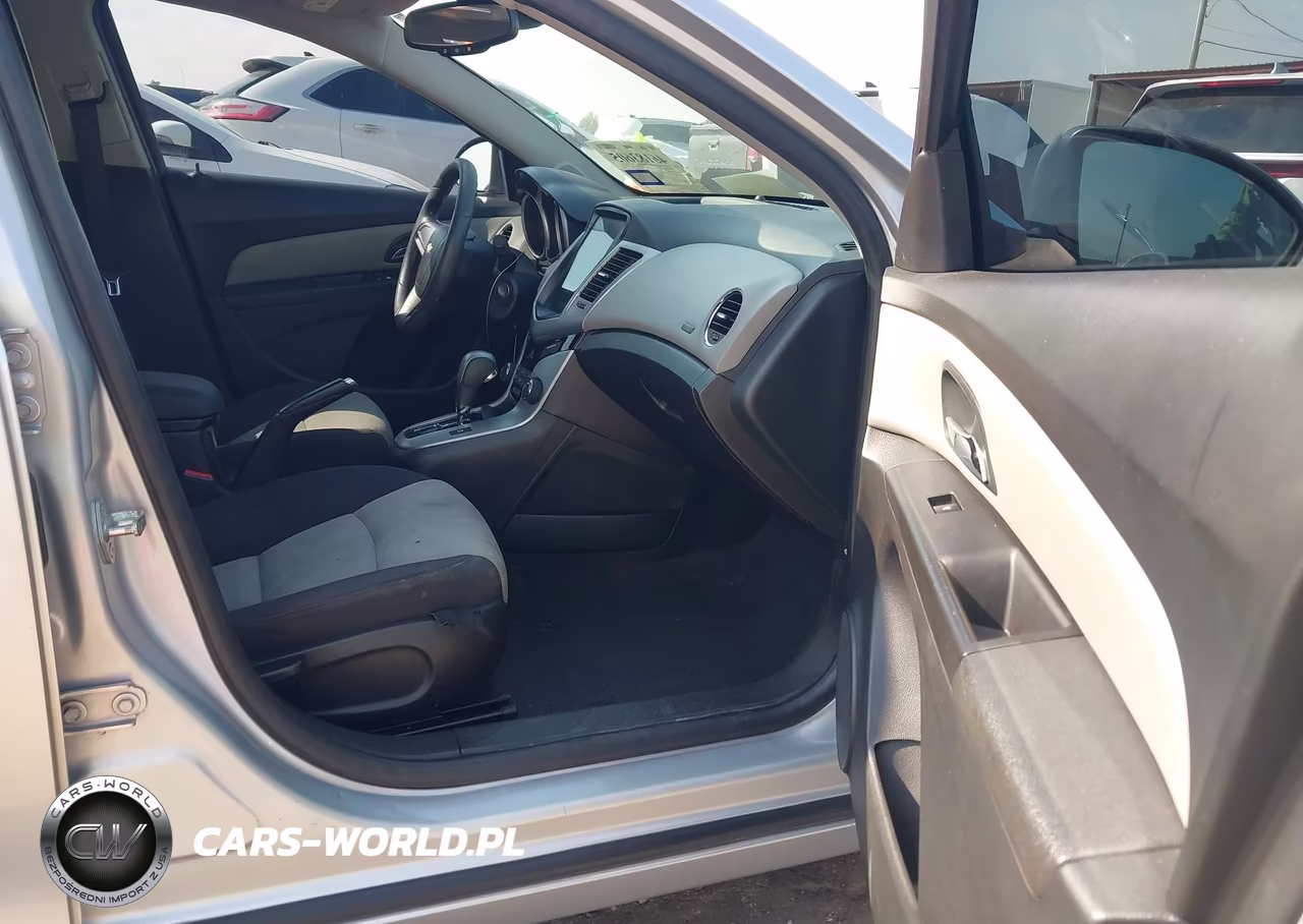 2013 Chevrolet Cruze Ls Auto VIN:1G1PA5SG3D7268842 - 5
