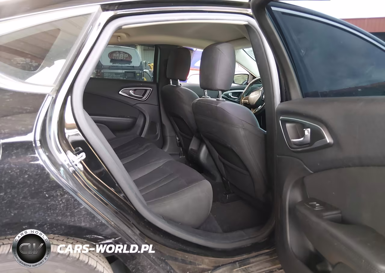 2015 Chrysler 200 Limited VIN:1C3CCCAB2FN627191 - 8