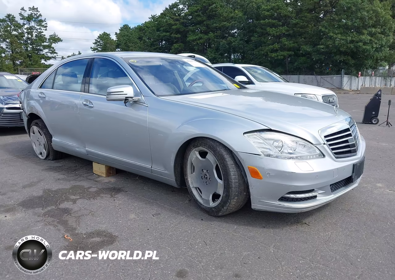 2011 Mercedes-Benz S 550 4Matic