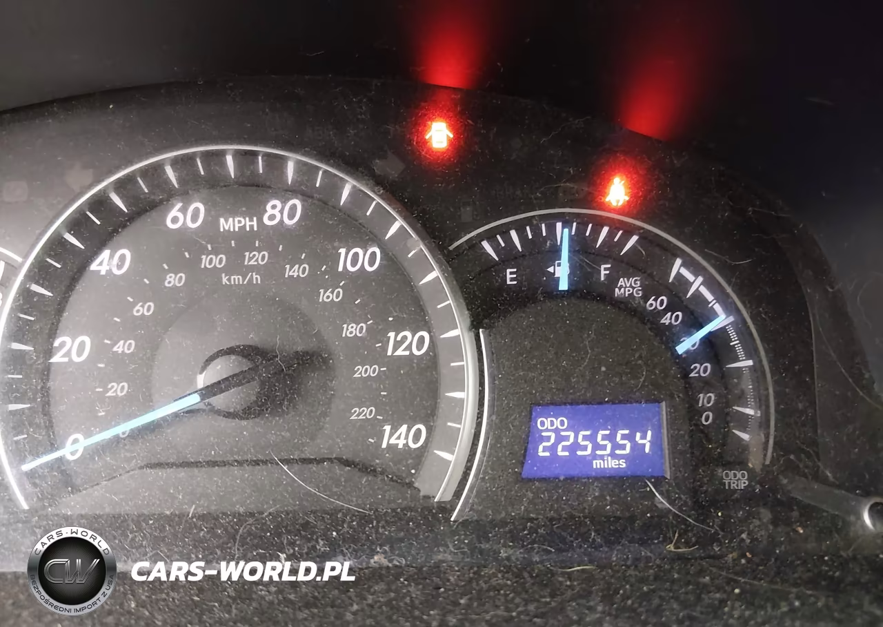 2015 Toyota Camry Le VIN:4T4BF1FK0FR448568 - 16