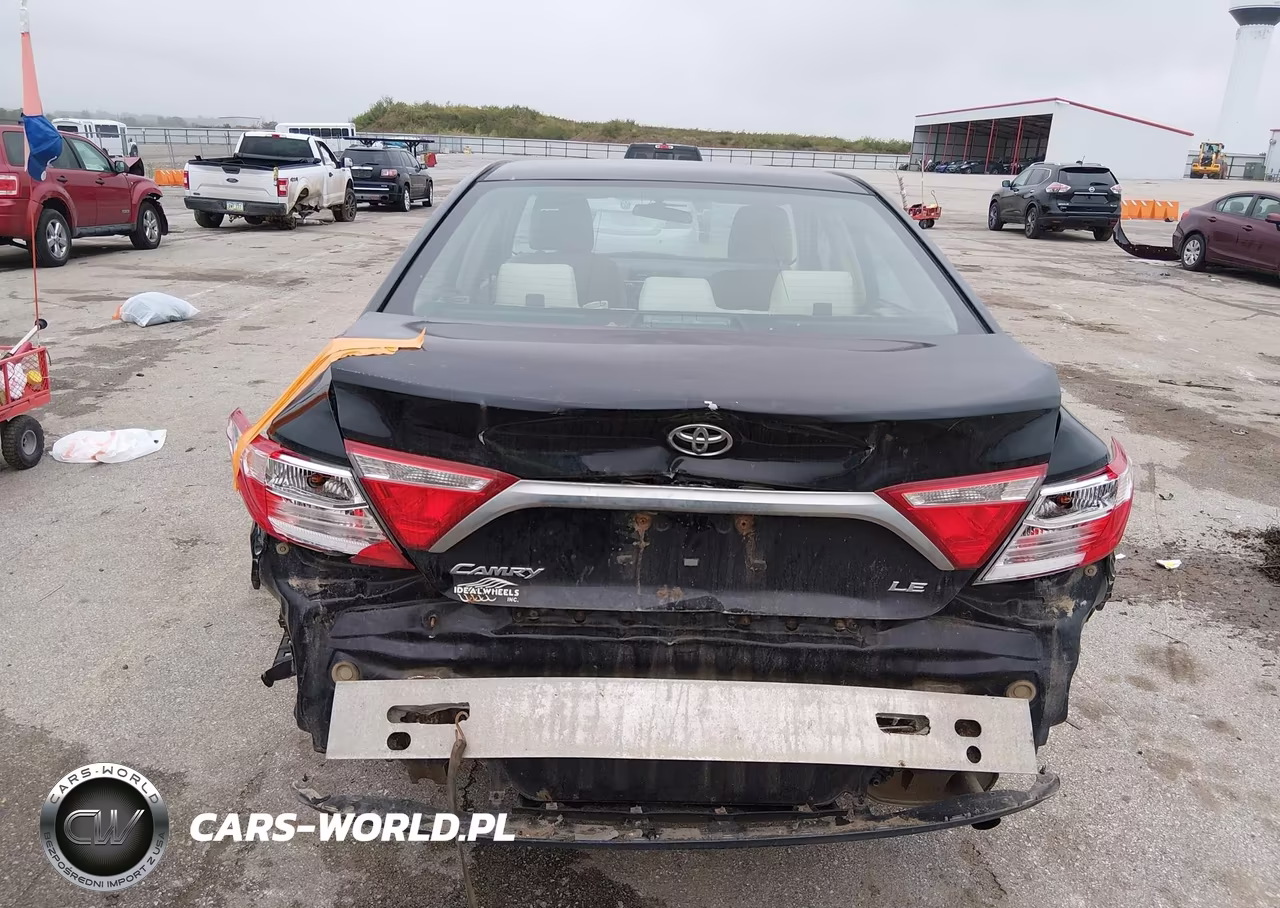 2015 Toyota Camry Le VIN:4T4BF1FK0FR448568 - 6
