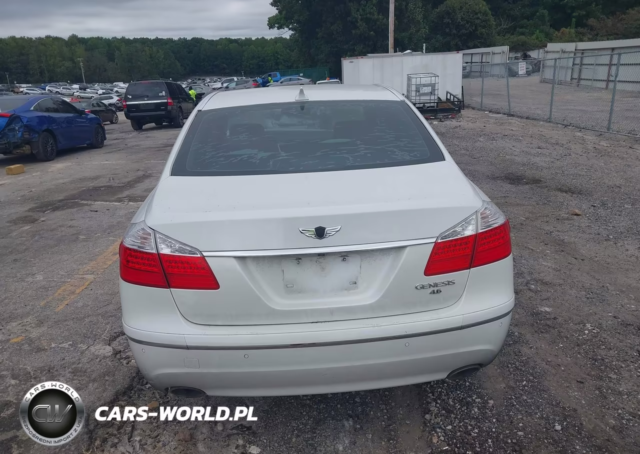 2011 Hyundai Genesis 4.6 VIN:KMHGC4DFXBU114381 - 15