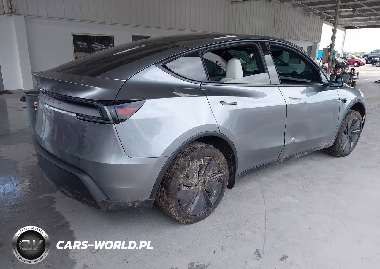 2026 Tesla Modelo Y Premium Rear-Wheel Drive-Rear-Wheel Drive VIN:7SAYGDED1TA654447 - 4