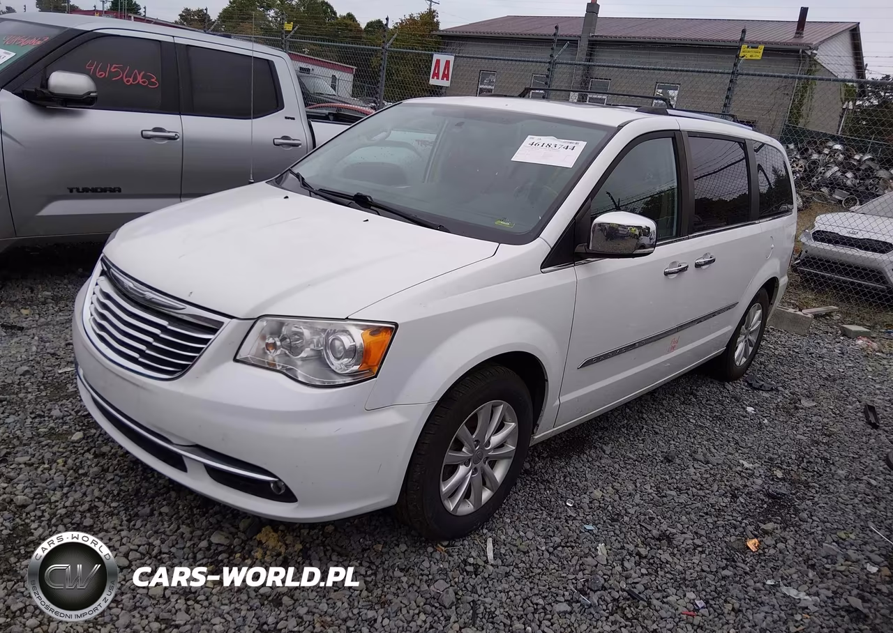 2015 Chrysler Town & Country Limited Platinum VIN:2C4RC1GG8FR710477 - 2