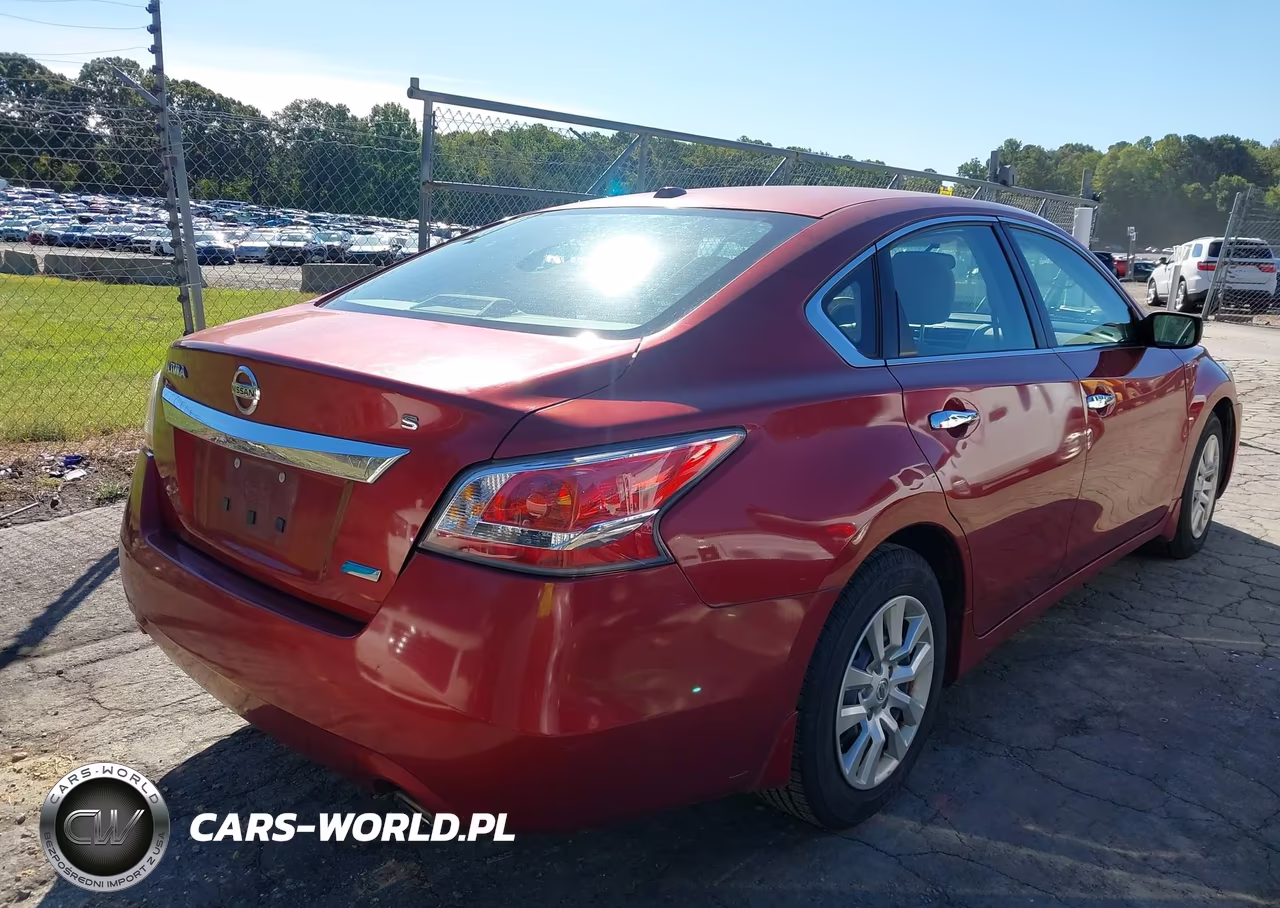 2014 Nissan Altima 2.5 S VIN:1N4AL3AP4EC296547 - 4