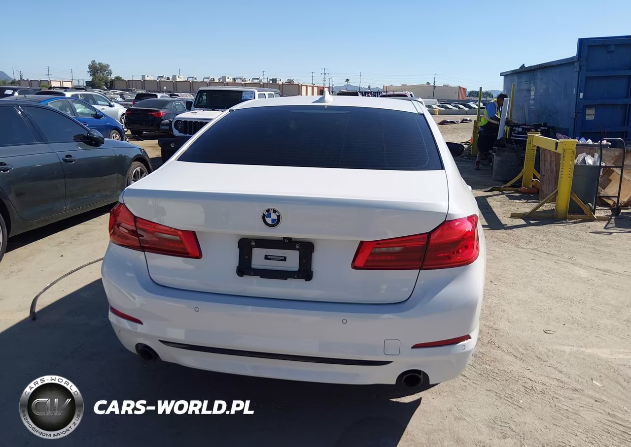 2019 BMW 530I VIN:WBAJA5C59KWA57898 - 17
