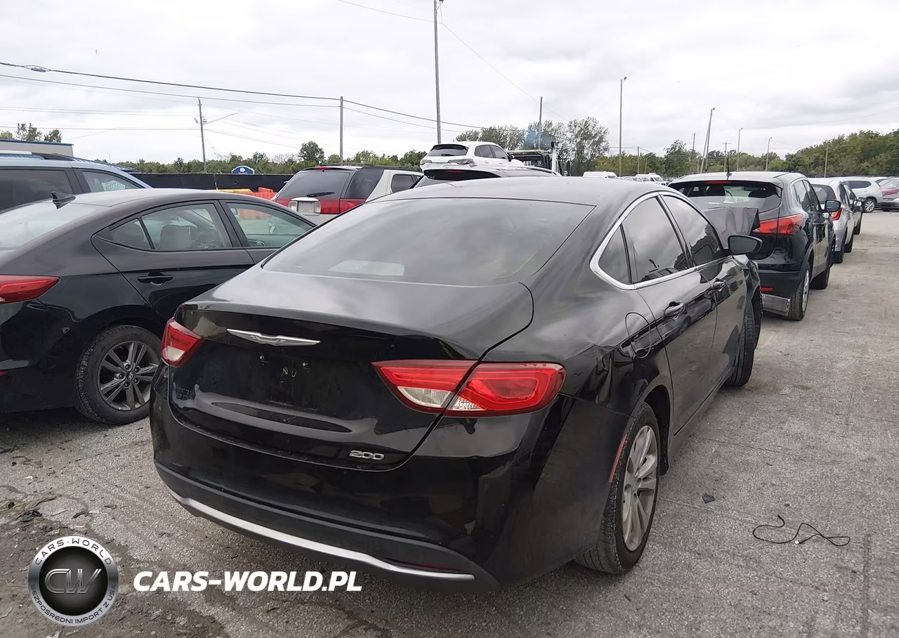 2015 Chrysler 200 Limited VIN:1C3CCCAB1FN547204 - 4