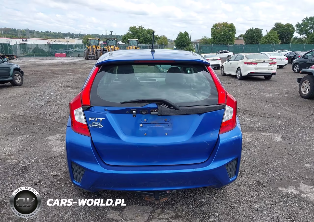 2015 Honda Fit Lx VIN:3HGGK5H55FM714154 - 16