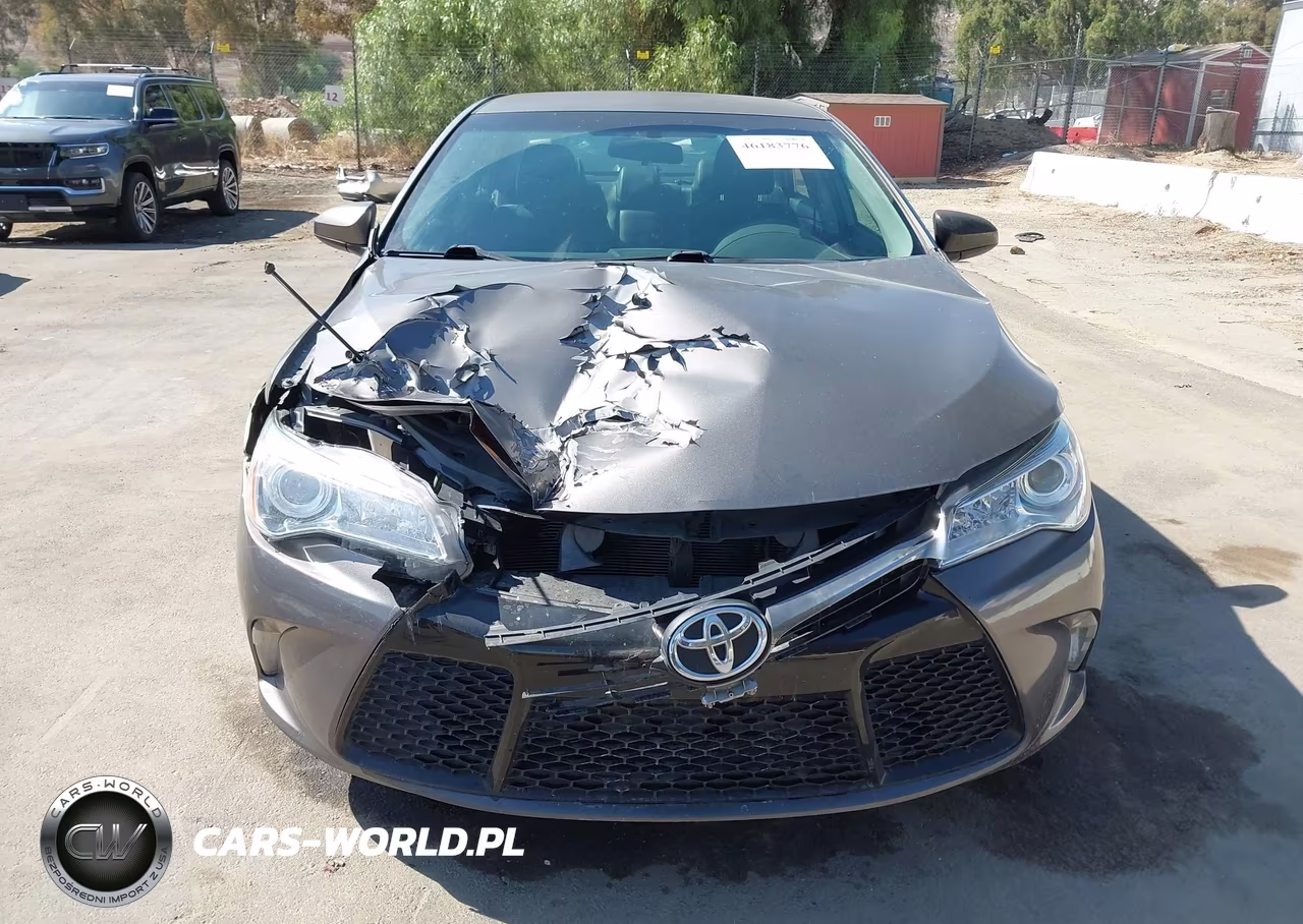 2015 Toyota Camry Se VIN:4T1BF1FK3FU089646 - 12