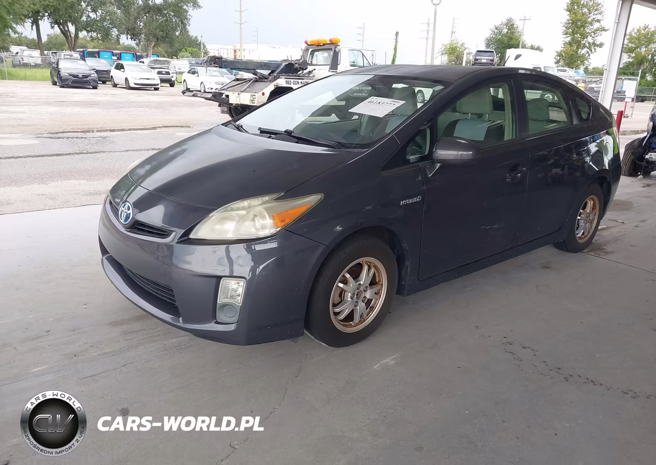 2011 Toyota Prius Two VIN:JTDKN3DUXB5369737 - 2