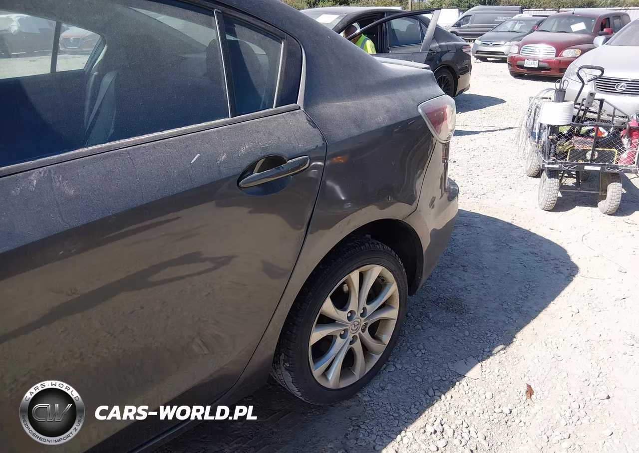2011 Mazda Mazda3 S Sport VIN:JM1BL1U50B1387741 - 14