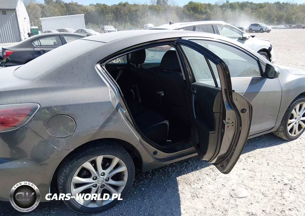 2011 Mazda Mazda3 S Sport VIN:JM1BL1U50B1387741 - 8