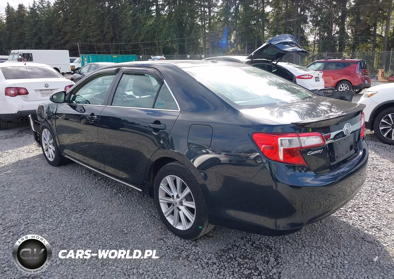 2012 Toyota Camry Xle VIN:4T4BF1FK4CR193449 - 3