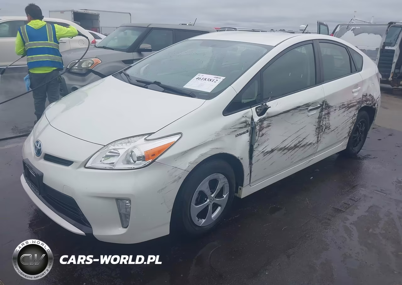 2015 Toyota Prius Two VIN:JTDKN3DU9F0433639 - 2
