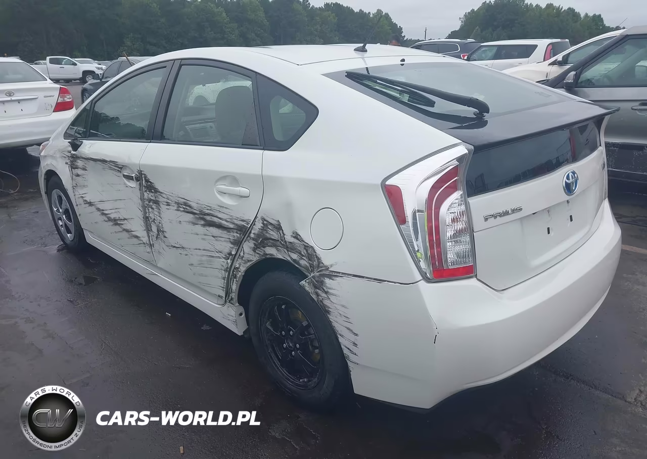 2015 Toyota Prius Two VIN:JTDKN3DU9F0433639 - 3