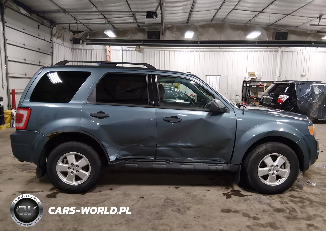2011 Ford Escape Xlt VIN:1FMCU9DGXBKA74252 - 13
