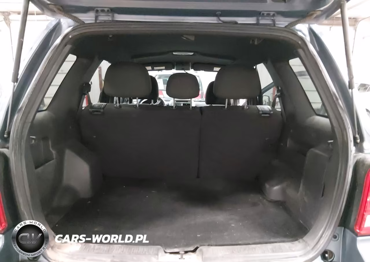 2011 Ford Escape Xlt VIN:1FMCU9DGXBKA74252 - 17