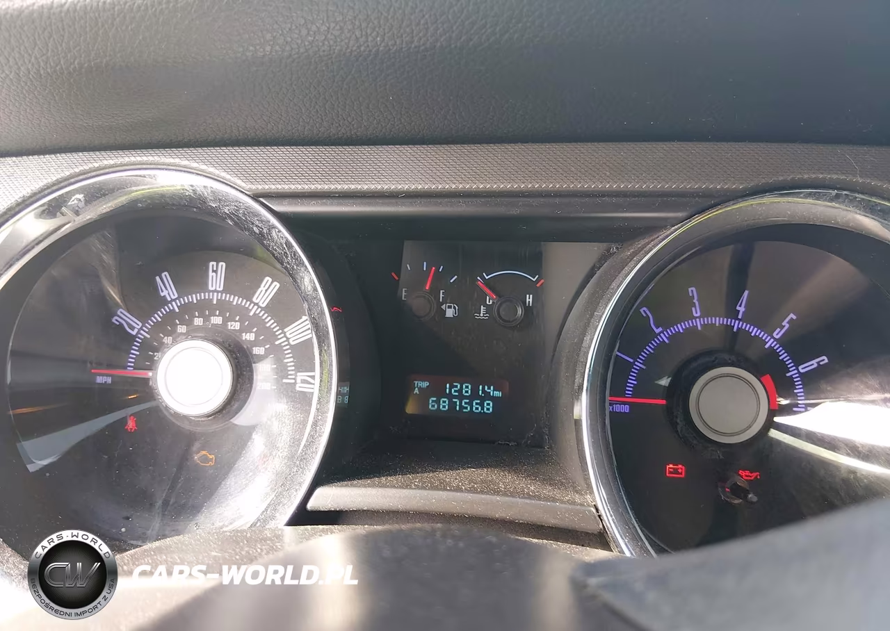 2010 Ford Mustang V6 VIN:1ZVBP8AN7A5170743 - 7