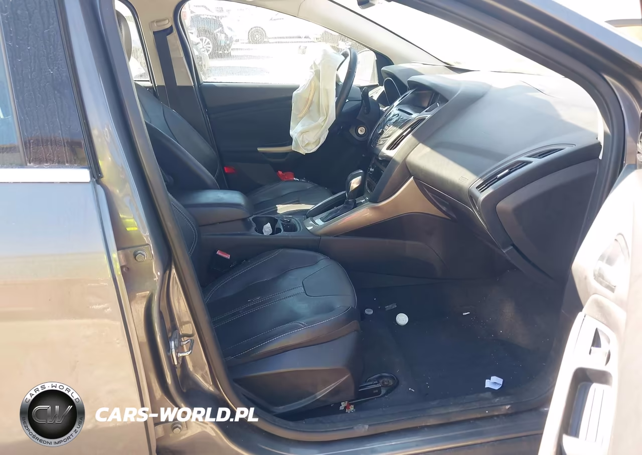 2012 Ford Focus Sel VIN:1FAHP3M28CL430525 - 5