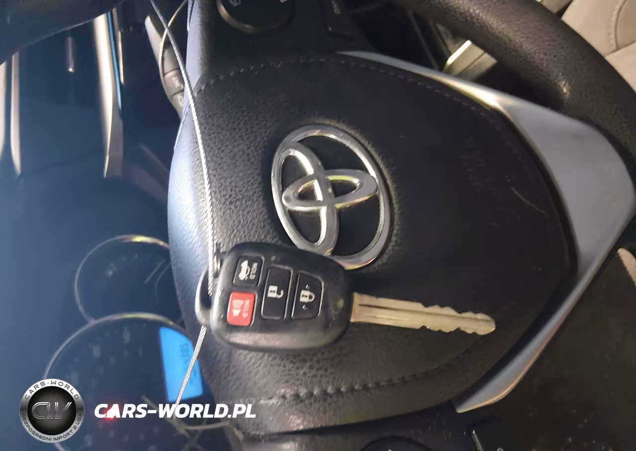 2014 Toyota Corolla Le VIN:2T1BURHE1EC090595 - 11