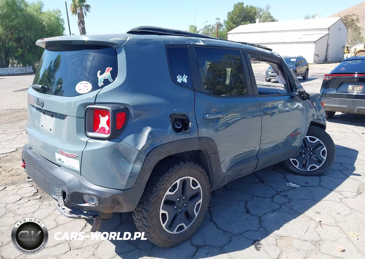 2016 Jeep Renegade Trailhawk VIN:ZACCJBCT1GPC89325 - 4