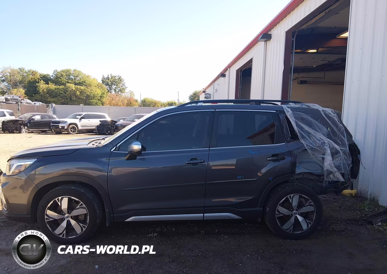 2021 Subaru Forester Touring VIN:JF2SKAXC9MH411494 - 14