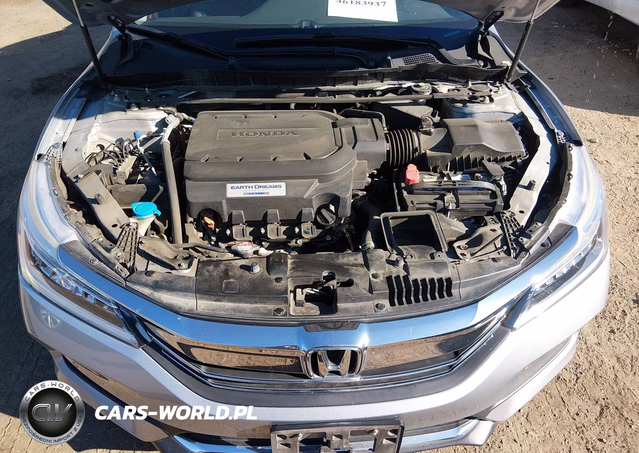 2017 Honda Accord Touring V6 VIN:1HGCR3F9XHA009211 - 10