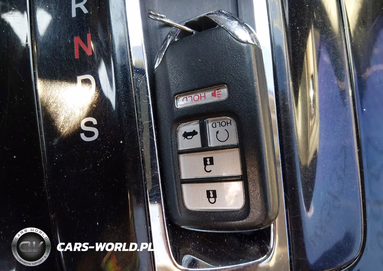 2017 Honda Accord Touring V6 VIN:1HGCR3F9XHA009211 - 11