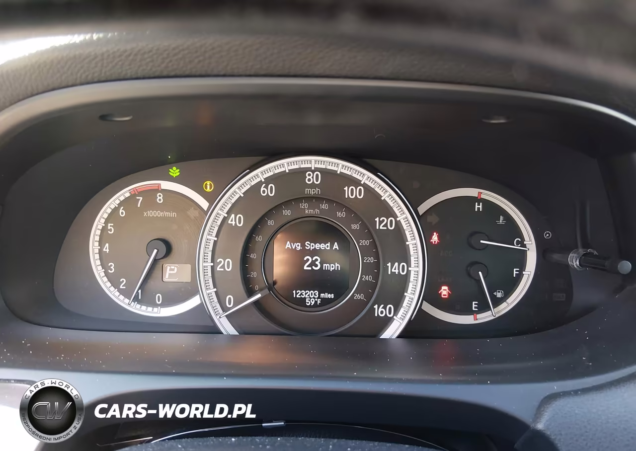 2017 Honda Accord Touring V6 VIN:1HGCR3F9XHA009211 - 7