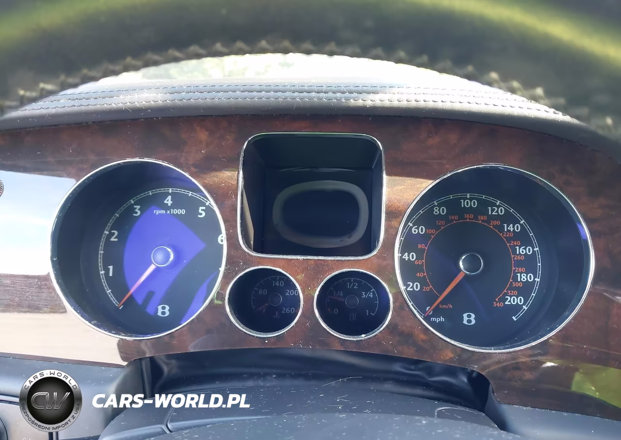 2005 Bentley Continental Gt VIN:SCBCR63W75C028425 - 7