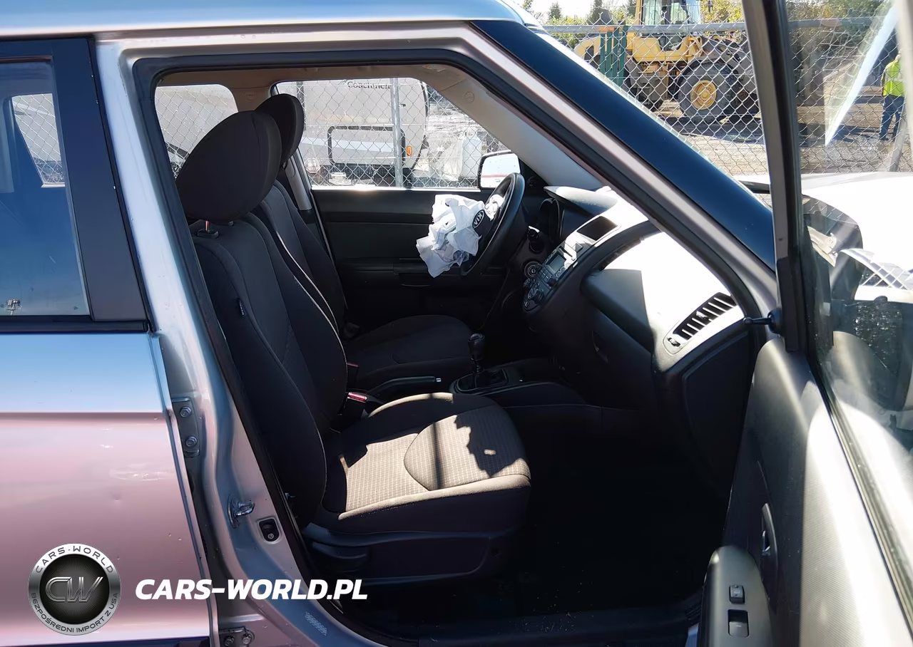 2013 Kia Soul VIN:KNDJT2A54D7758096 - 5