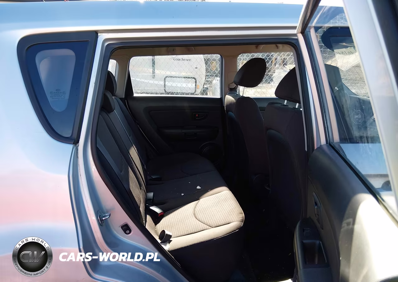 2013 Kia Soul VIN:KNDJT2A54D7758096 - 8