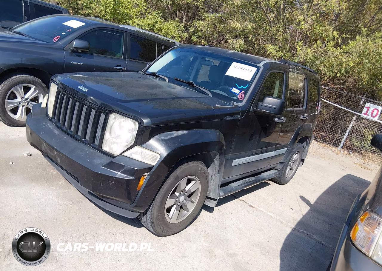 2008 Jeep Liberty Sport VIN:1J8GP28K68W233037 - 2
