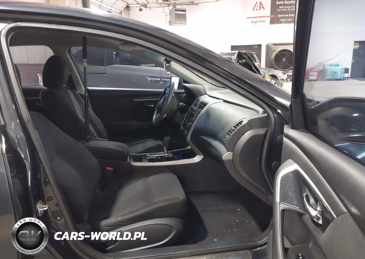 2014 Nissan Altima 2.5 S VIN:1N4AL3AP4EN212618 - 5