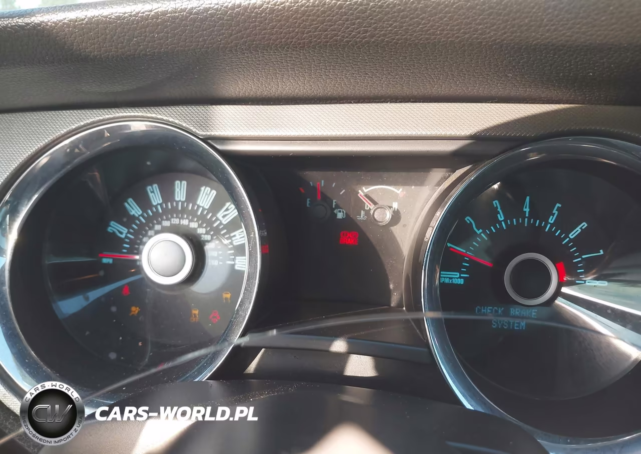 2013 Ford Mustang V6 VIN:1ZVBP8AM4D5245118 - 7