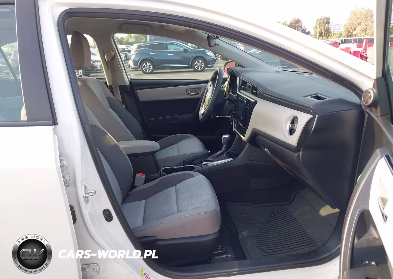2017 Toyota Corolla Le VIN:5YFBURHE5HP735138 - 5