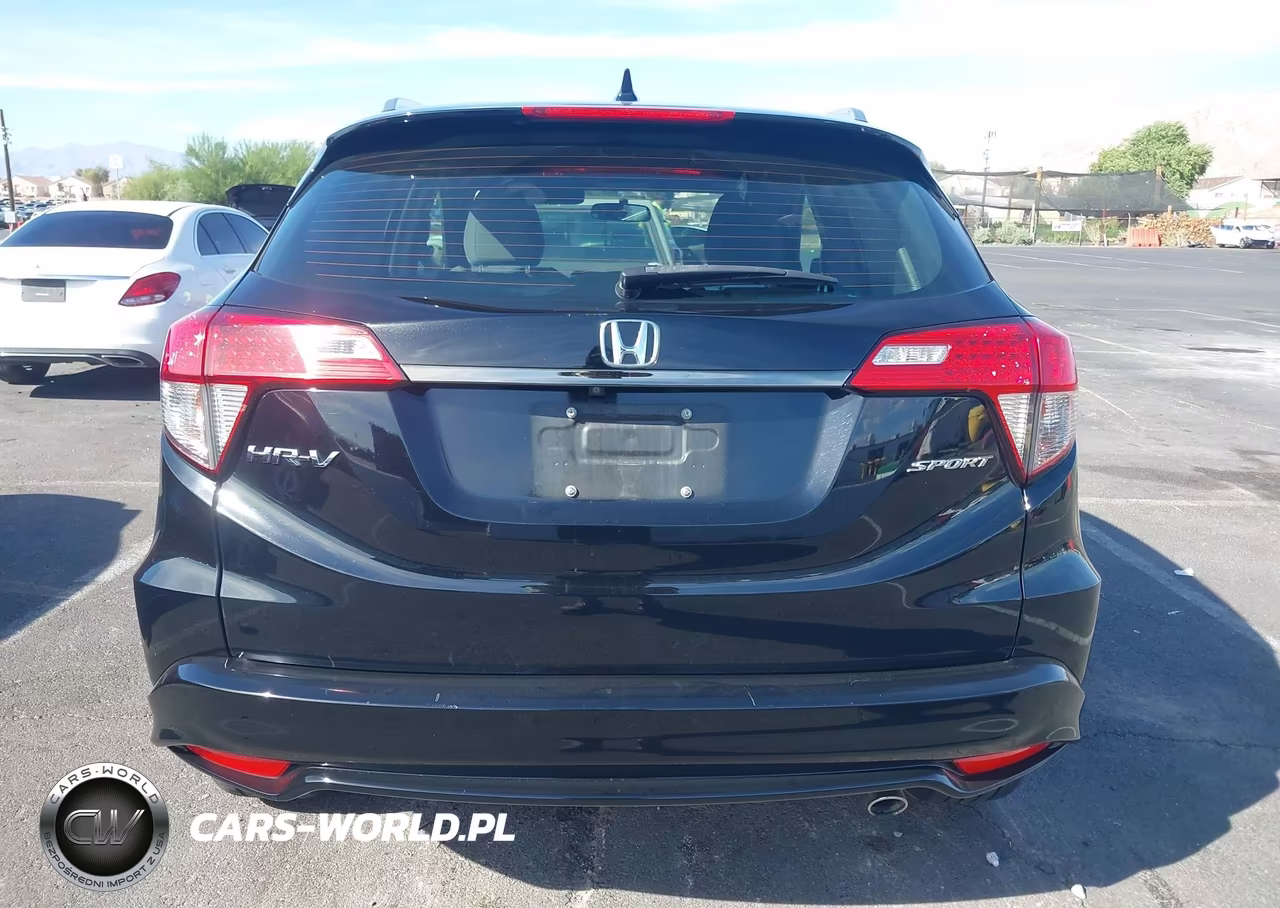 2019 Honda Hr-V Sport VIN:3CZRU5H16KM727093 - 17