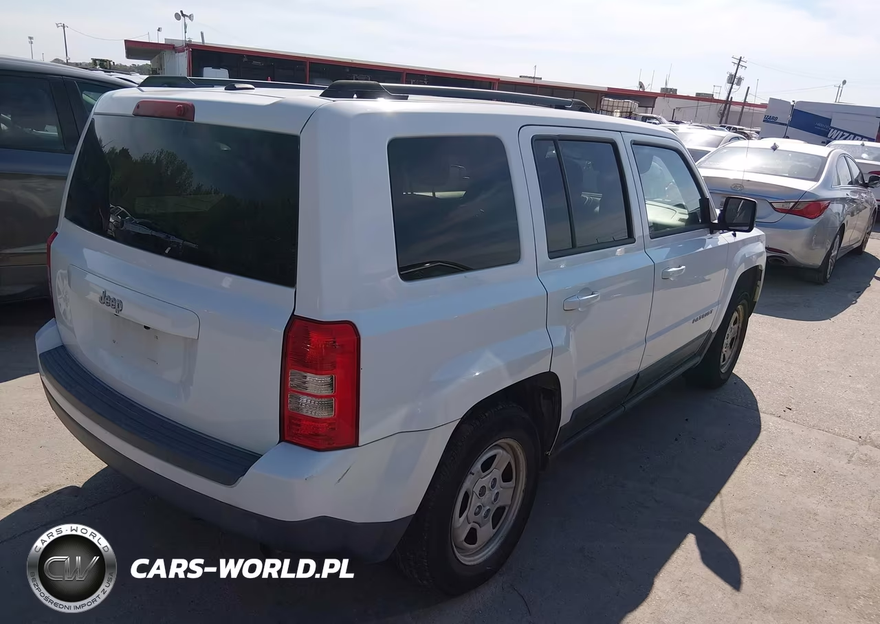 2016 Jeep Patriot Sport VIN:1C4NJPBB0GD810211 - 4