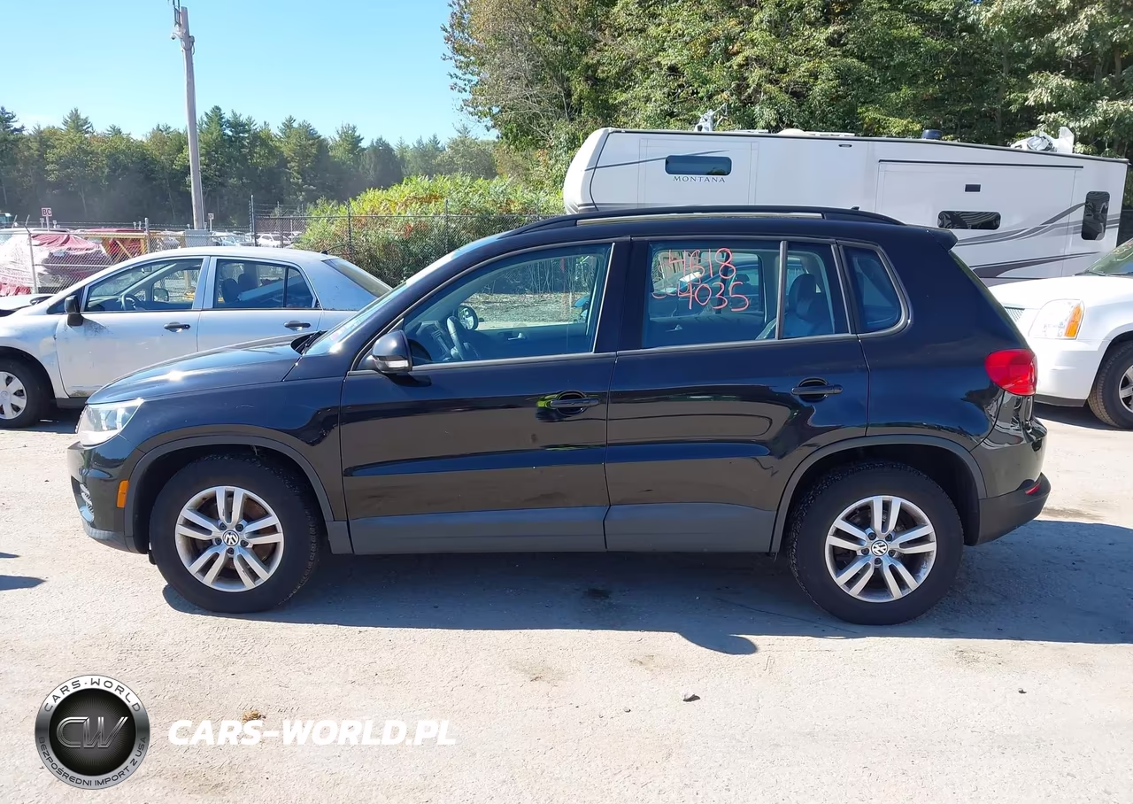 2017 Volkswagen Tiguan 2.0T-2.0T S VIN:WVGBV7AX6HK015905 - 12