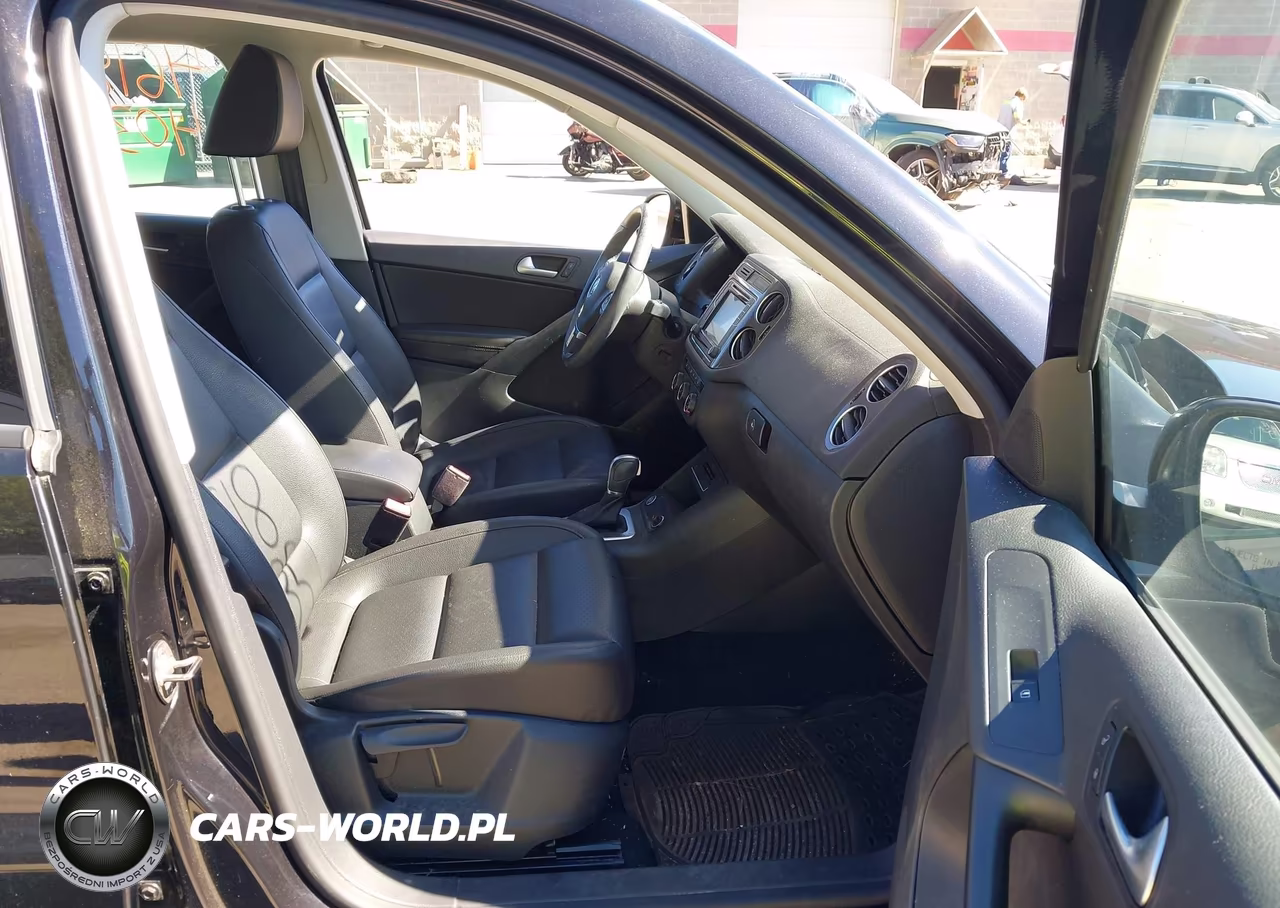 2017 Volkswagen Tiguan 2.0T-2.0T S VIN:WVGBV7AX6HK015905 - 5