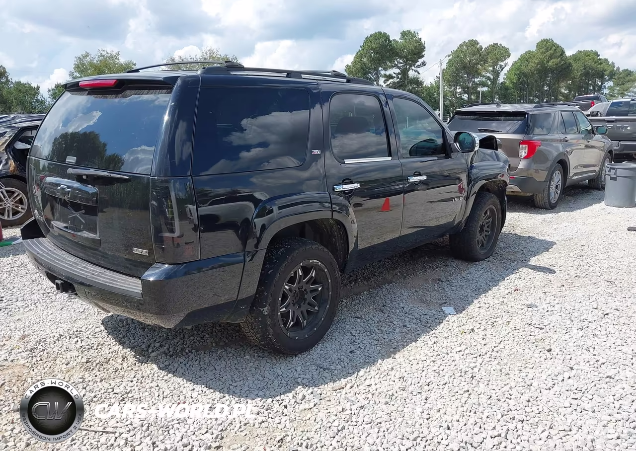 2010 Chevrolet Tahoe Lt VIN:1GNUCBE08AR199915 - 4