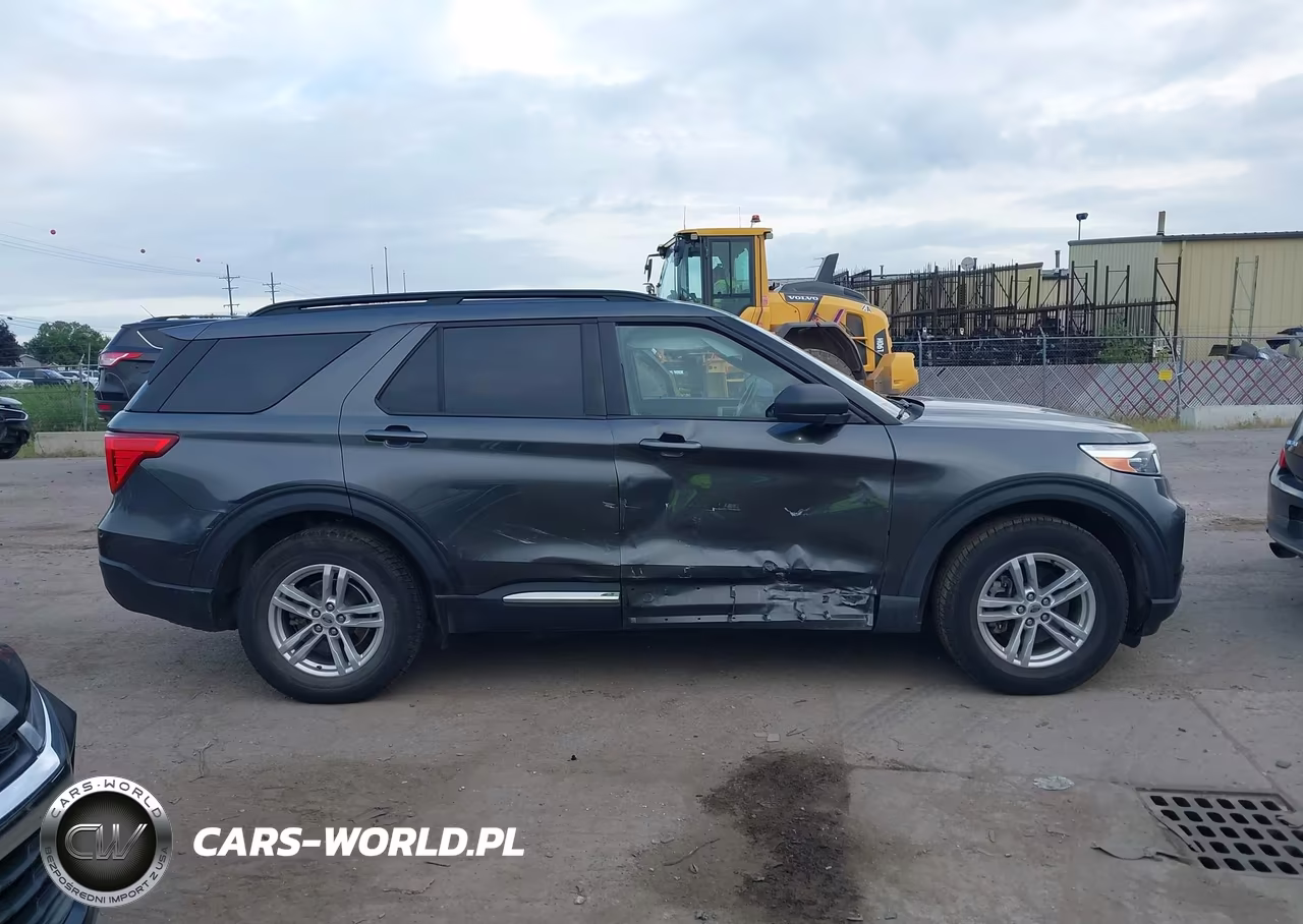 2020 Ford Explorer Xlt VIN:1FMSK8DH1LGA26082 - 13