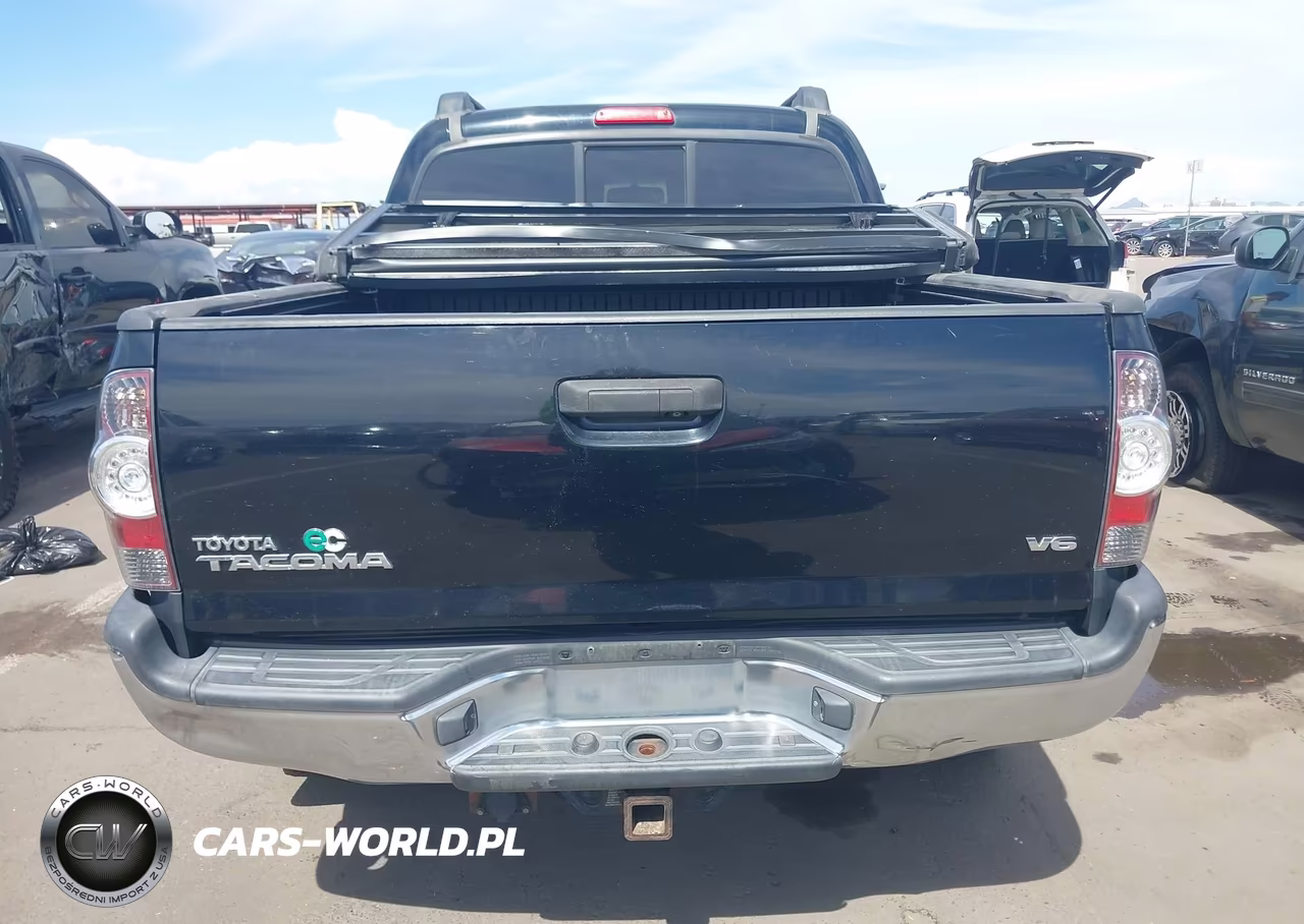 2013 Toyota Tacoma Base V6 VIN:5TFLU4EN3DX053883 - 17