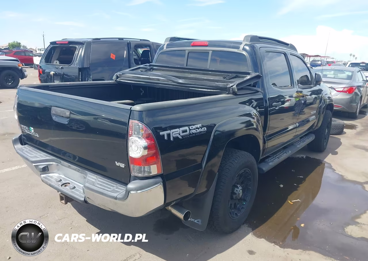 2013 Toyota Tacoma Base V6 VIN:5TFLU4EN3DX053883 - 4