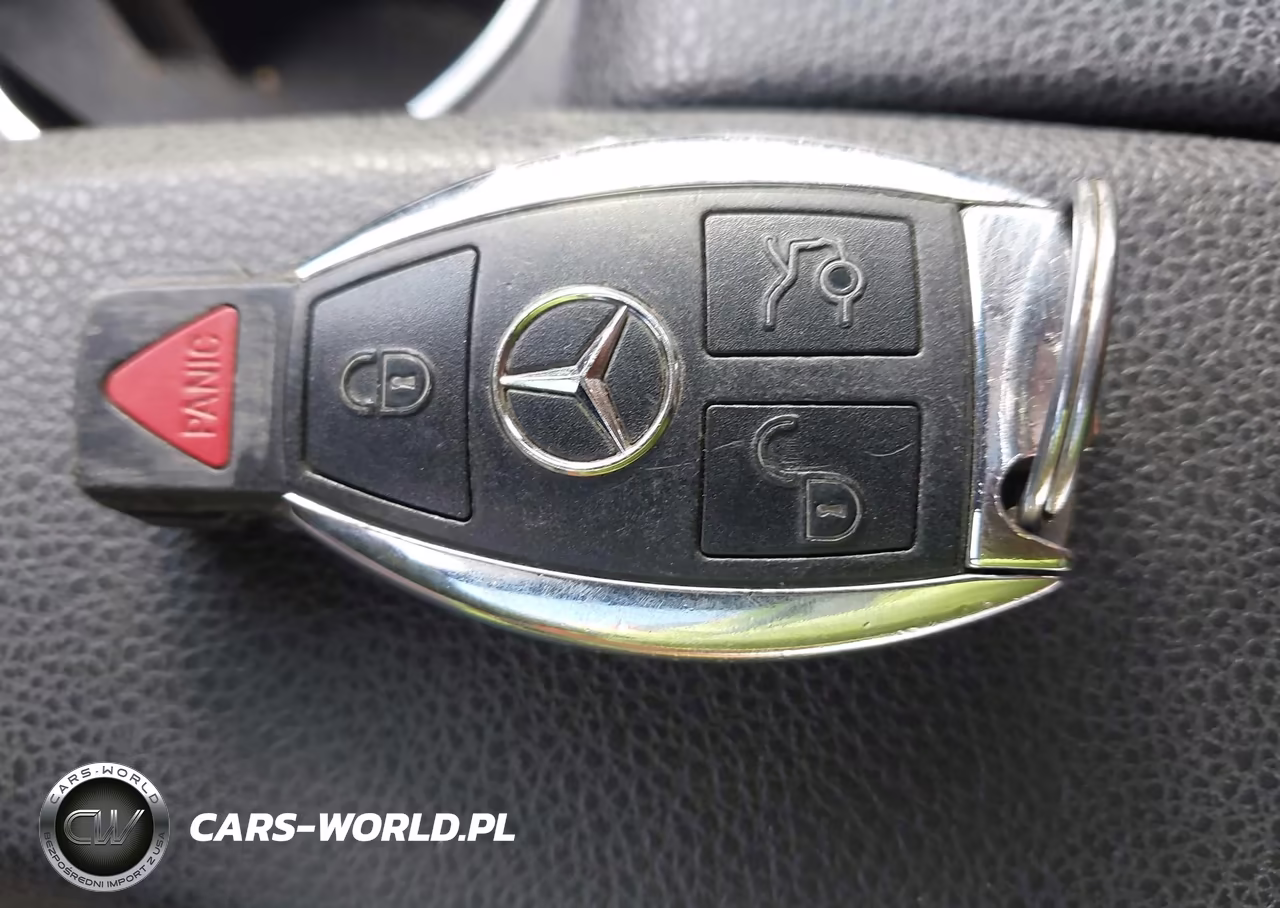 2014 Mercedes-Benz C 300 Sport 4Matic VIN:WDDGF8AB0EA933772 - 11