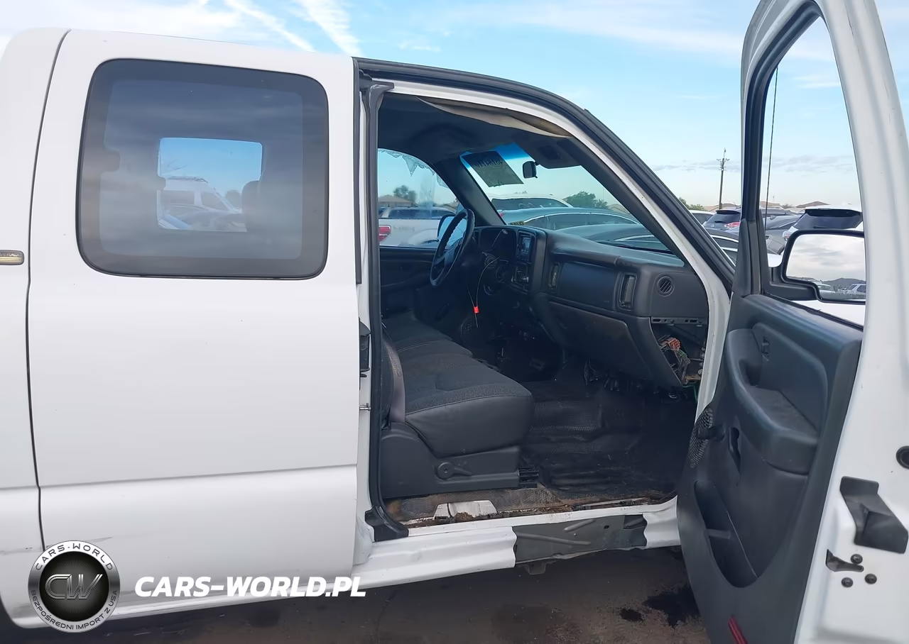 2005 Chevrolet Silverado 2500Hd Work Truck VIN:1GCHC29U15E209219 - 5