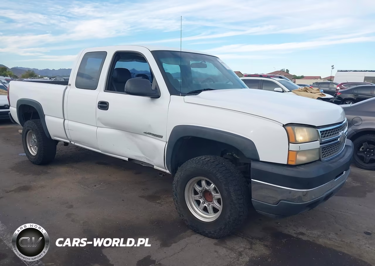 2005 Chevrolet Silverado 2500Hd Work Truck VIN:1GCHC29U15E209219 - 6