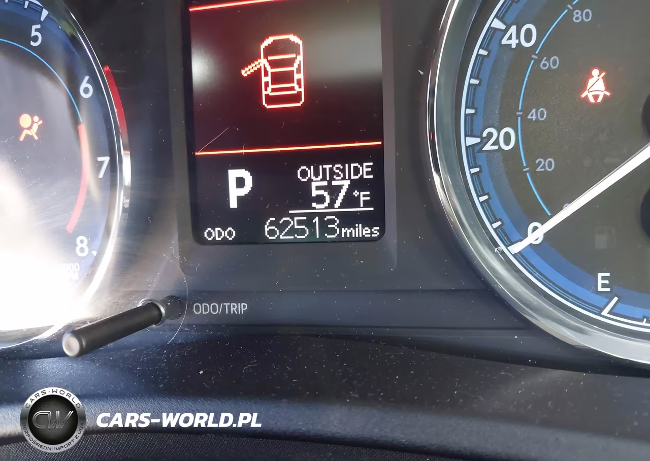 2017 Toyota Corolla Le VIN:2T1BURHE0HC875338 - 15